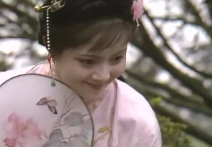 原班人马重聚，87版红楼梦35周年纪念音乐会下周登陆杭州大剧院！你知道这部经典电视剧“打卡”过杭州这些地方吗？(红楼梦30年音乐会没参加的演员是谁)