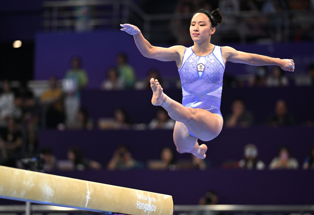 竞技体操——女子平衡木决赛赛况(2)-腾讯新闻