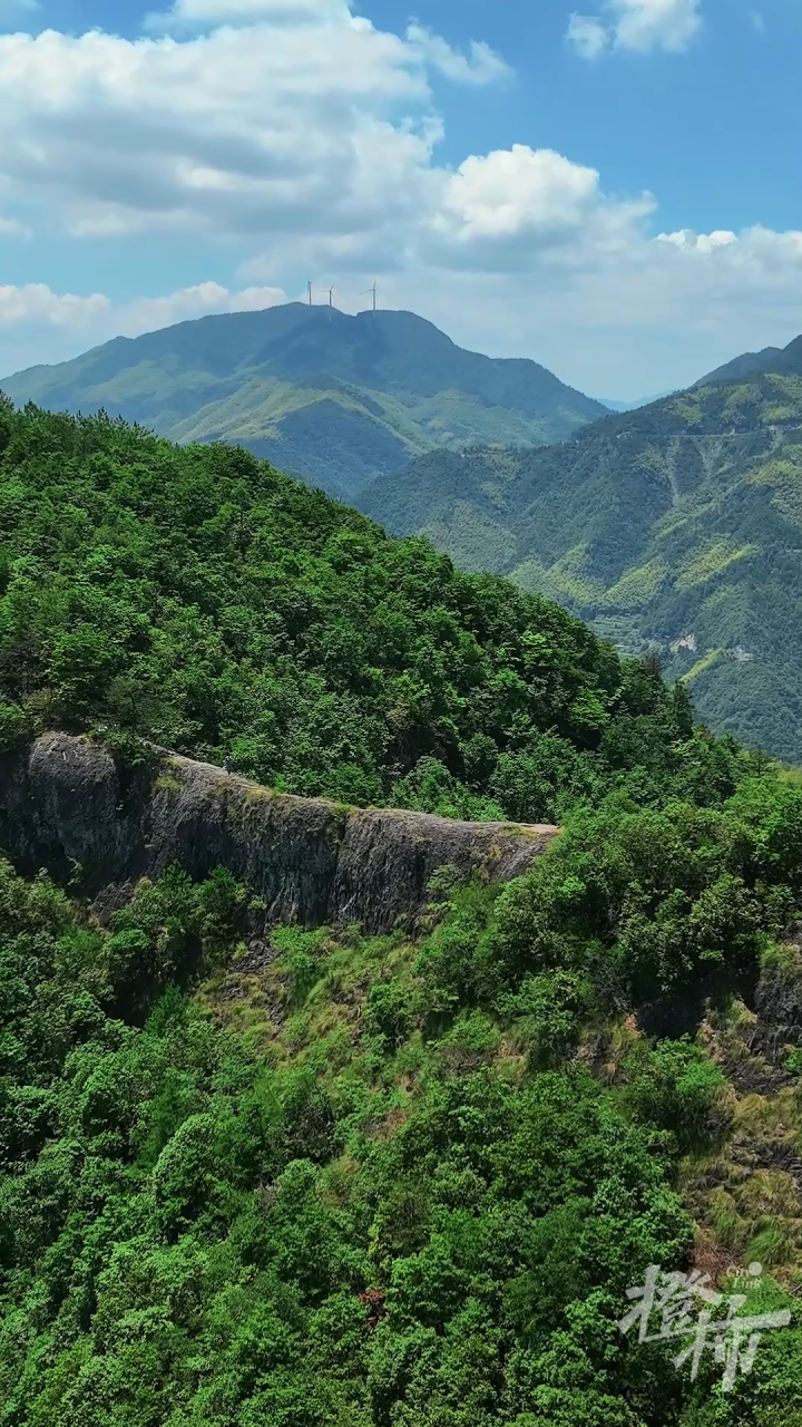 翻山越岭去看一座"杀人桥"