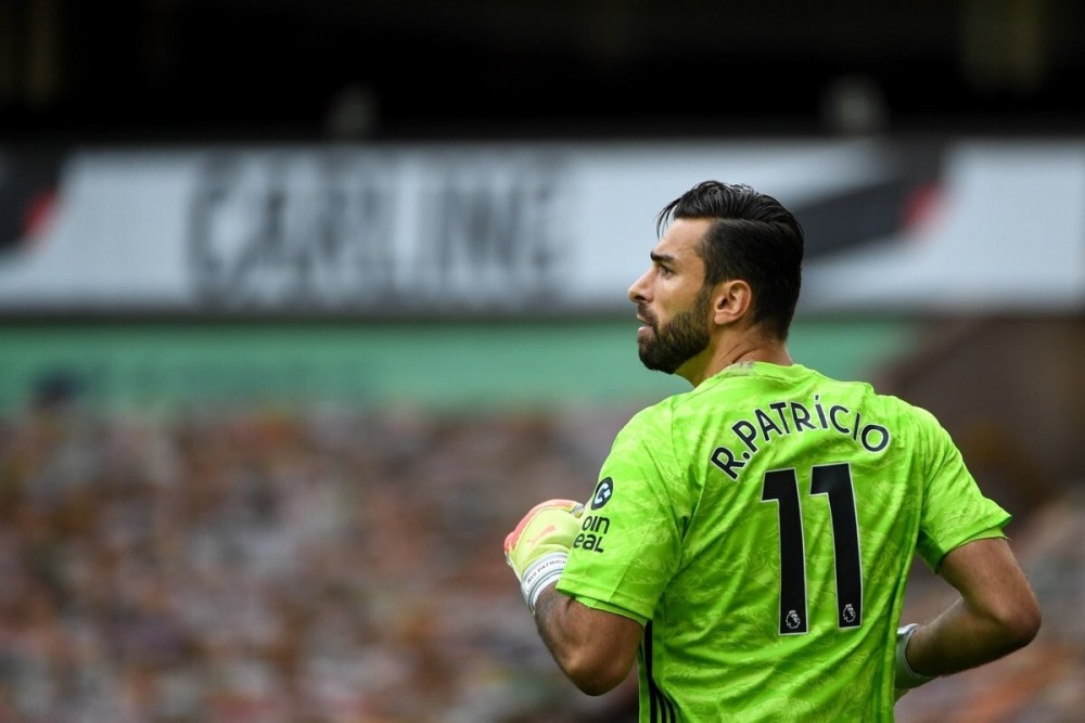 连同34场意甲与两场意大利杯无一缺席,鲁伊·帕特里西奥在罗马的一号