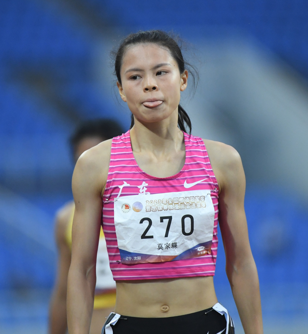 (体育)田径——全国冠军赛:莫家蝶获得女子400米栏冠军