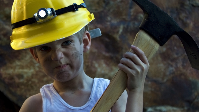 美国童工数量爆炸式增长他们赴美觅新生活却通宵干活饱受剥削