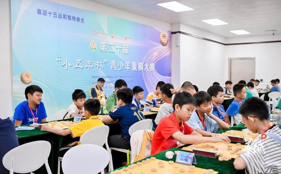 第二十届“小五羊杯”收枰，许银川赞：小棋手敢下“猛棋”