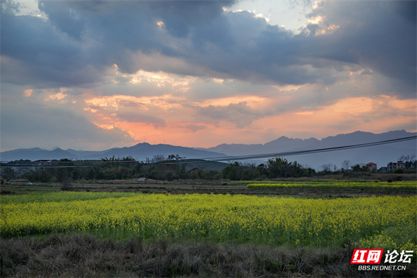 12-13日,我驾车从桂林出发,经由桂林大兴线进入357国道,241国道,814