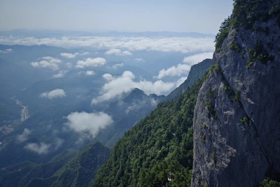 这次的商洛山阳行,我解锁了一座秦岭名山——天竺山.