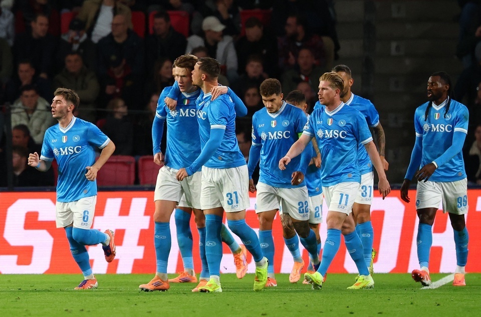 麦克托米奈回应重返英超传言：我在那不勒斯很幸福