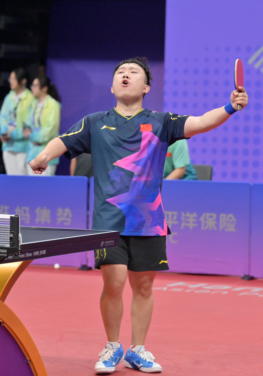 乒乓球——男子单打10级:中国选手连浩夺冠-腾讯新闻