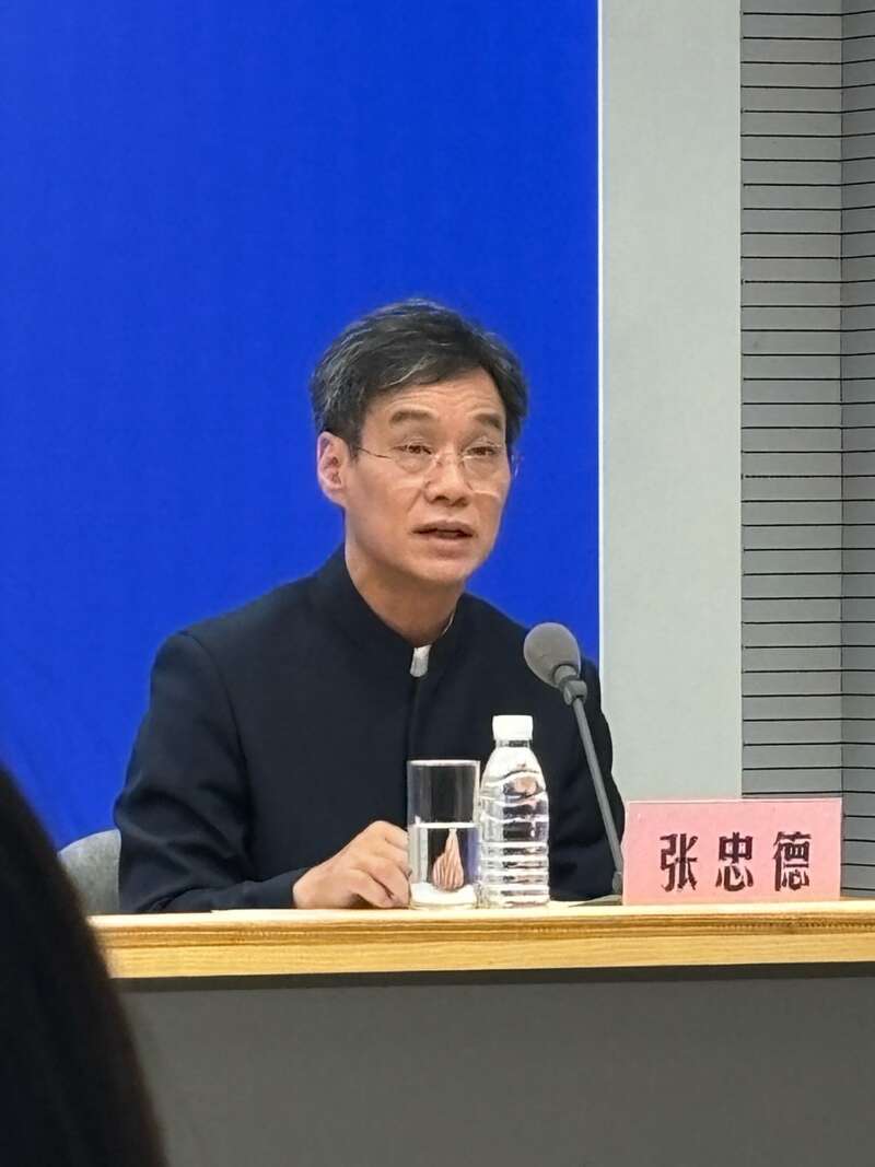 国家卫健委宣传司副司长,新闻发言人米锋介绍,全民健康素养提升三年