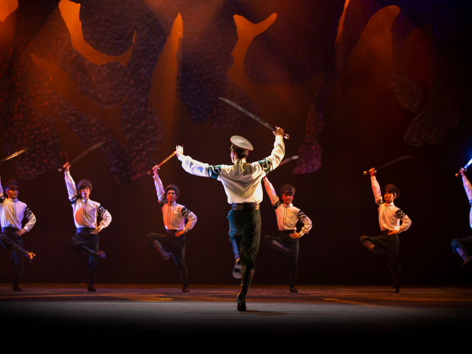 "东方舞神""人民的艺术家"贾作光舞蹈作品经典再现!