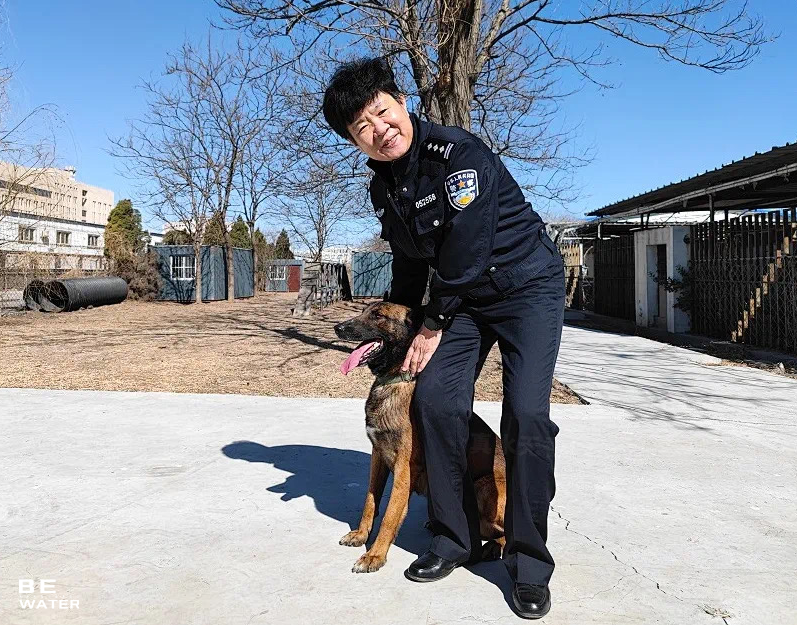 首都北京公共交通治安史上,有一位反扒女探长,也是唯一一名反扒女探长