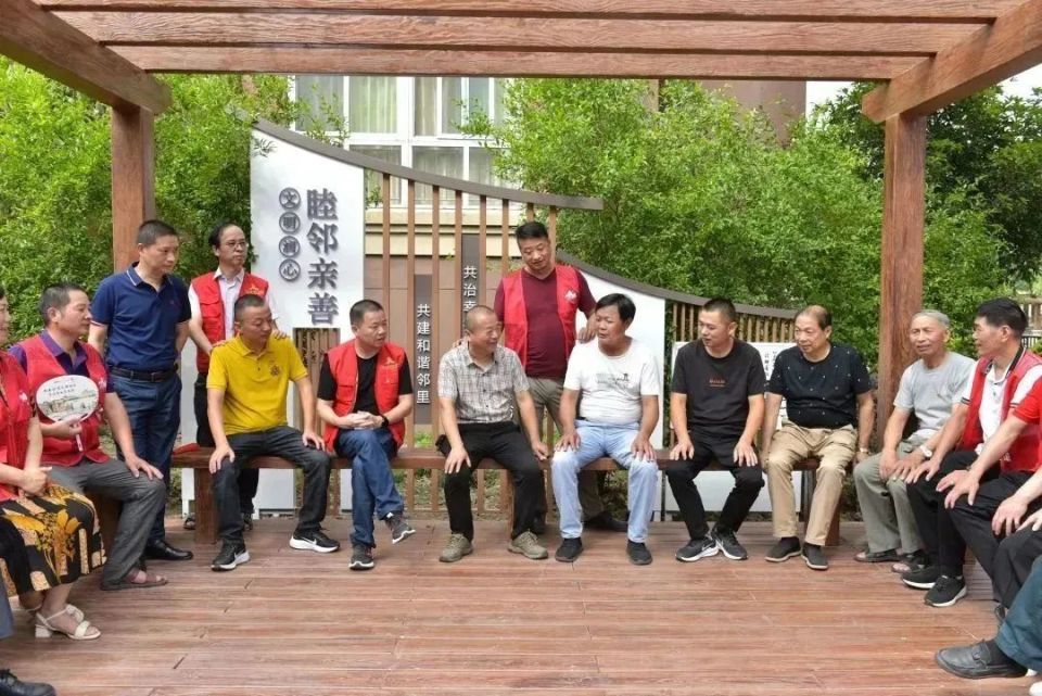 桐乡河山镇创新"三治融合"积分制