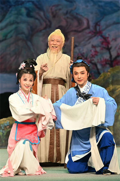 让黄梅戏变得越来越年轻第四代七仙女袁媛将来沪唱起天仙配