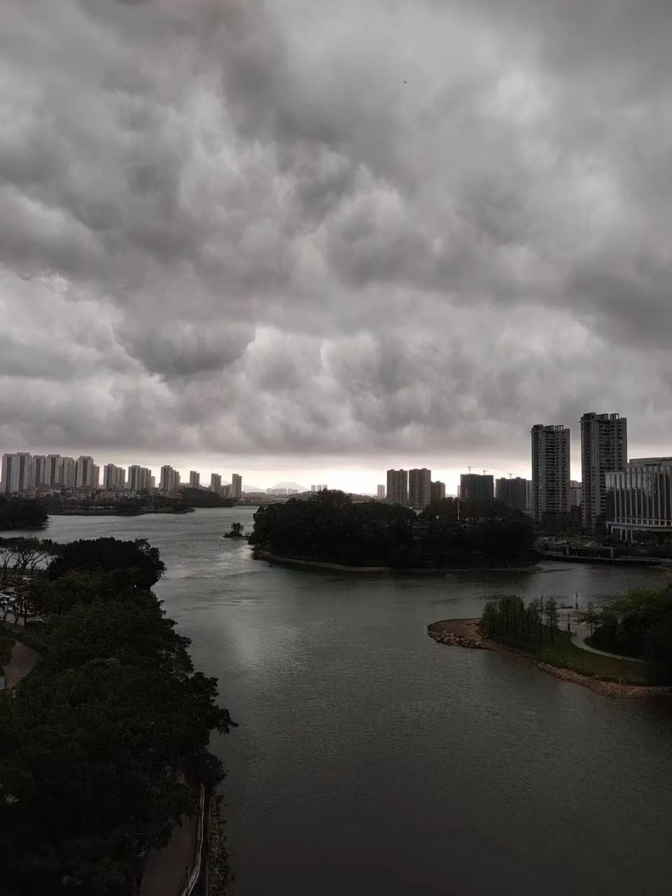 阳江将迎今年首场暴雨!