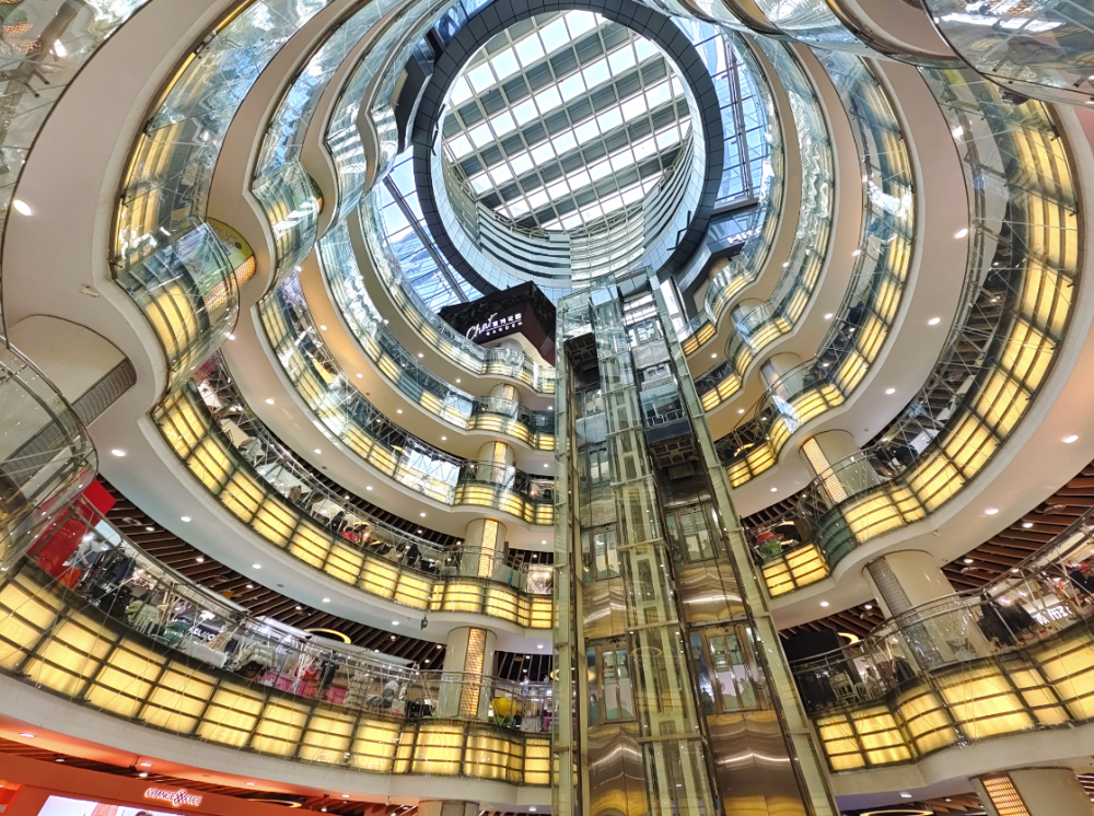 西单商场将变身时尚商业服务中心_腾讯新闻