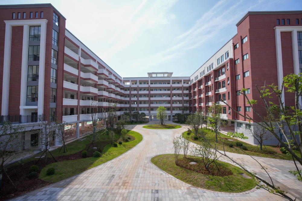 湖南长郡智谷中学揭牌仪式顺利举行-腾讯新闻