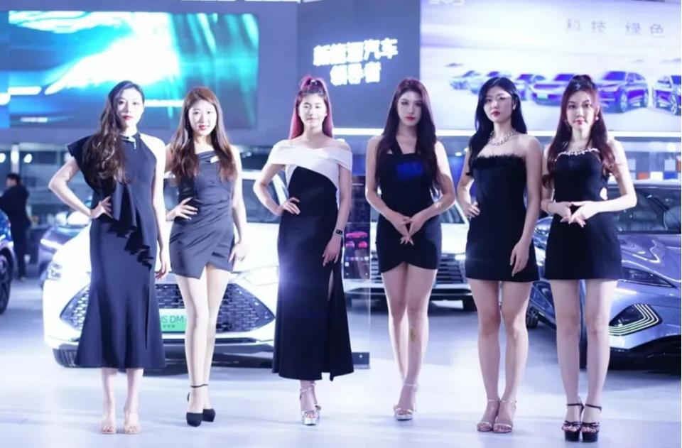 豪礼狂送!第十二届杭州白马湖车展今日开幕!_腾讯新闻