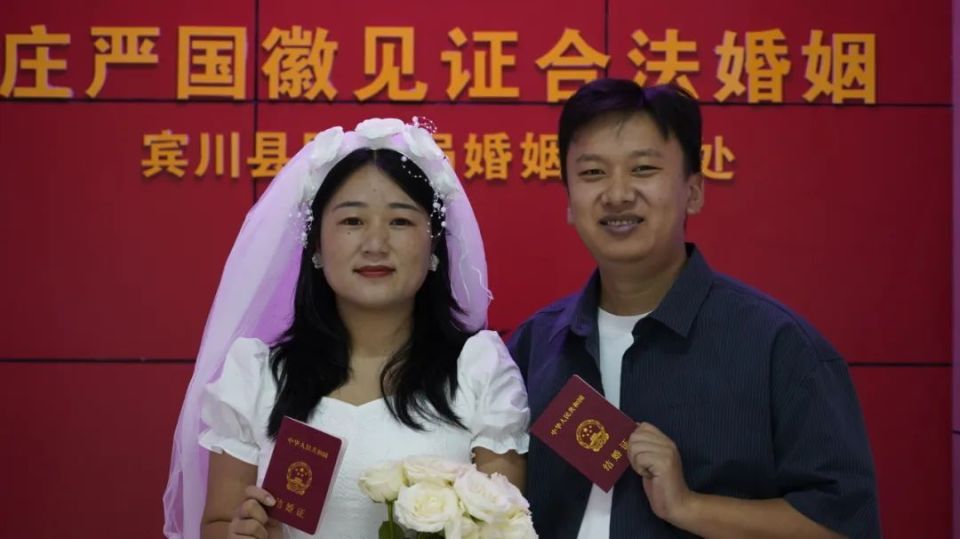 世间美好 因爱而盛_腾讯新闻