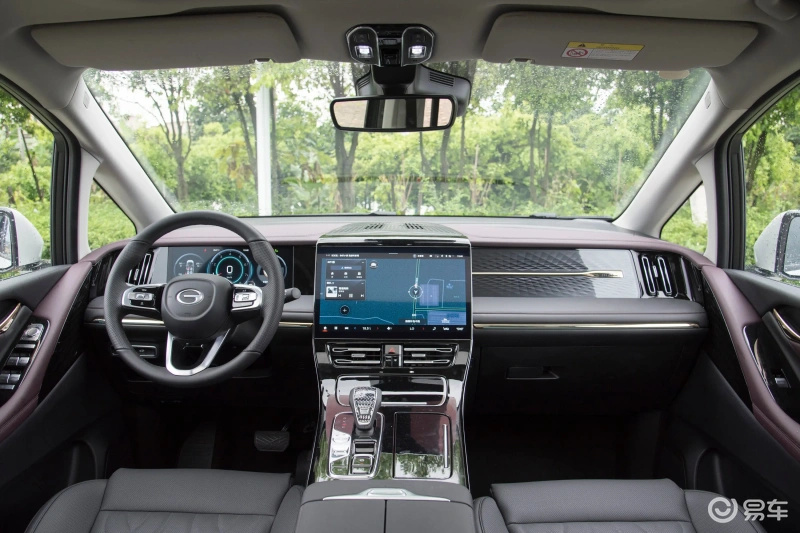 广汽传祺新一代m8大师正式上市售2298万元起