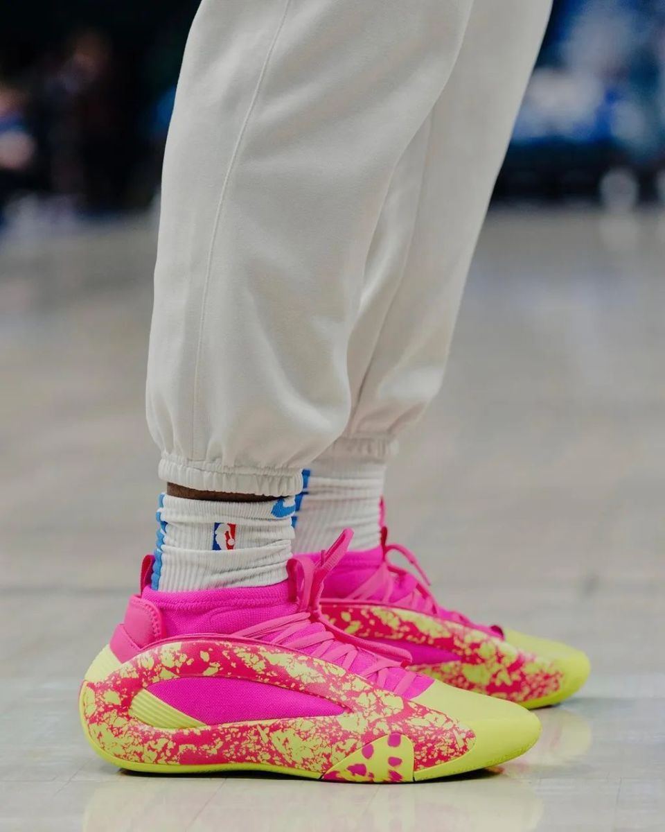 这双哈登 8 回头率太高了!