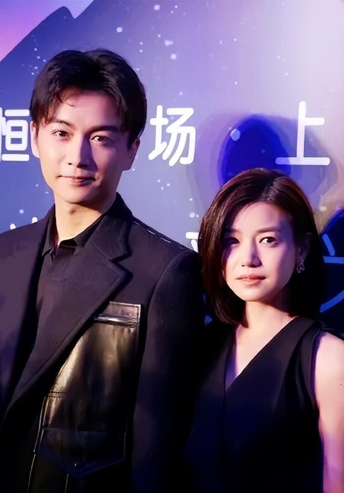 不是陆毅难道是陈晓,陈晓和陈妍希2016年结婚,育有一个可爱的儿子.