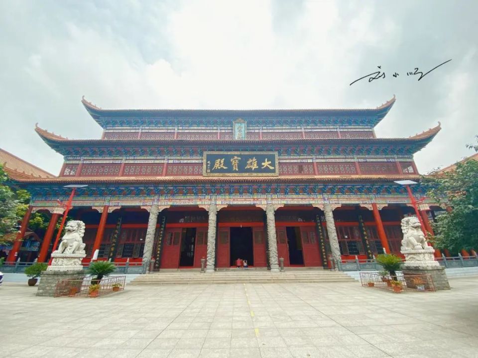 湖北省荆州市的著名古寺,已有近700年历史,却一直存在争议