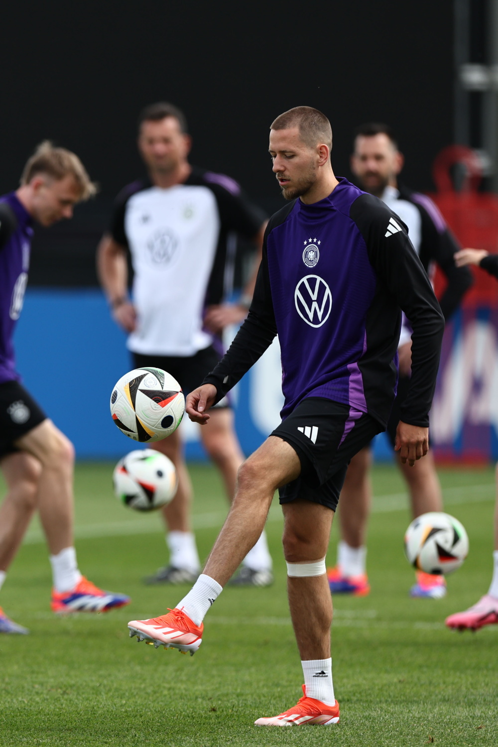 足球——德国队备战欧锦赛