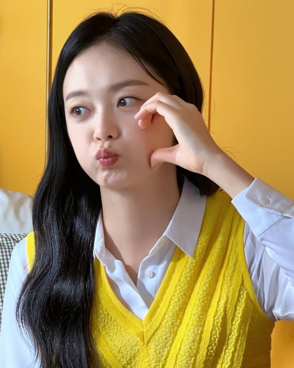 10月23日,全昭旻所属经纪公司kingkong by starship