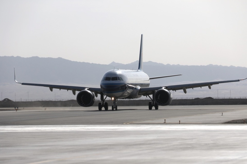 韩国首尔至中国敦煌国际旅游包机航班首航