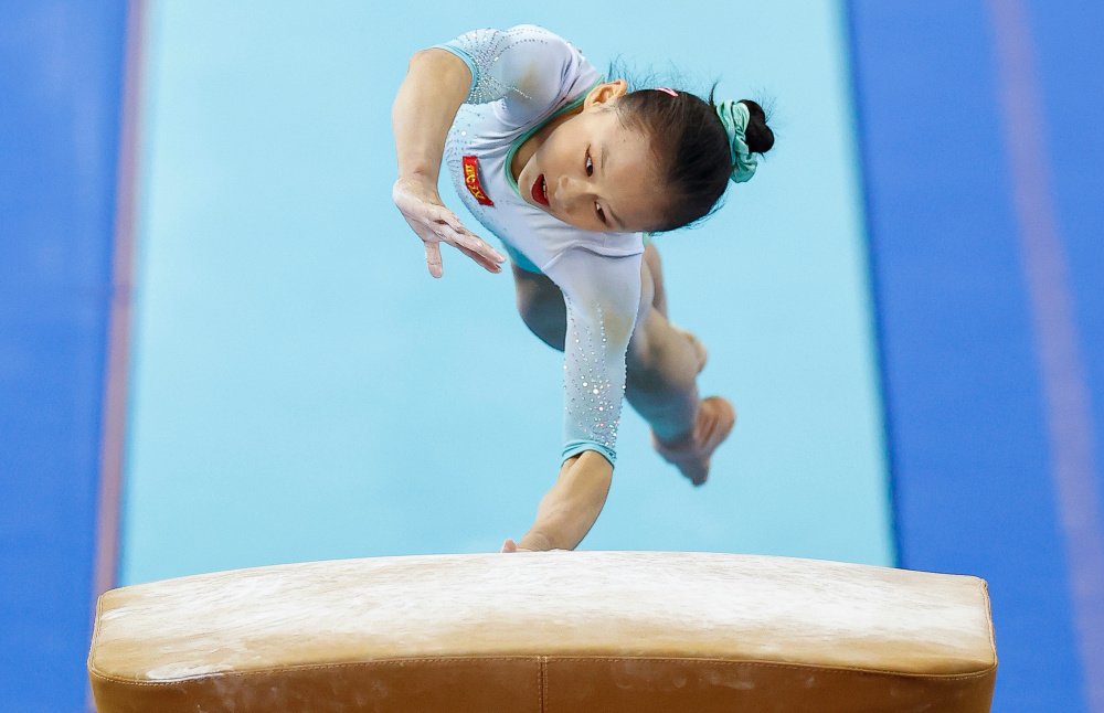 体操女子甲组跳马决赛赛况
