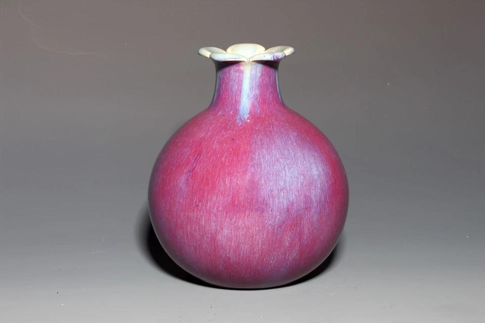 文博日历丨名为“石榴尊”的它能有多像石榴？-腾讯新闻