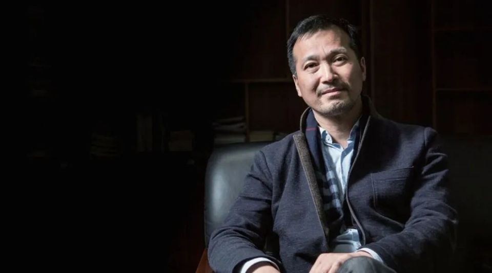 中国企业家的"牛劲":"只做第一",27年他说到做到