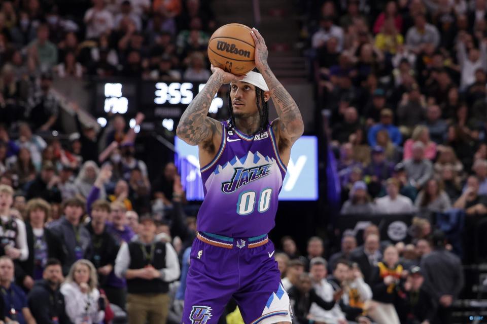 克拉克森26中12&8罚全中空砍全场最高的33分