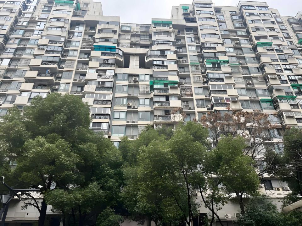 杭州湖墅嘉园房产竞拍,项先生408.56万胜出!