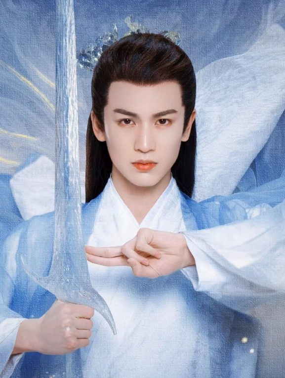 《度华年》演技不行，嘴巴出戏，为啥张凌赫演了那么多戏还是待爆小生？_腾讯新闻