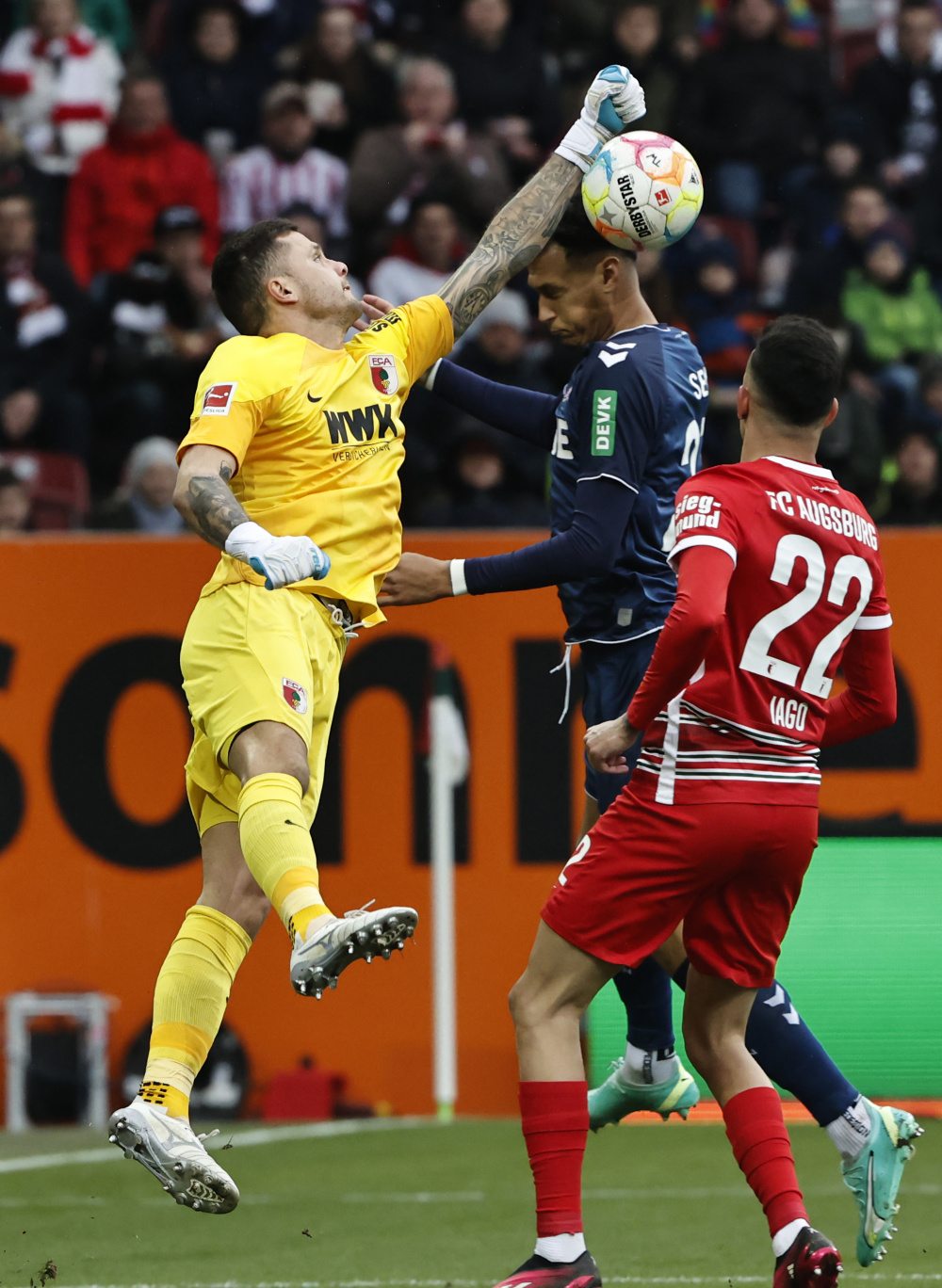 体育足球德甲奥格斯堡不敌科隆