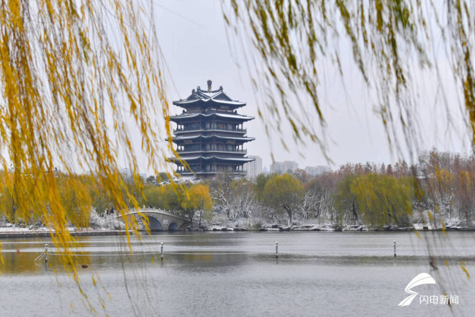 影像力|雪后的济南大明湖不只"银装",原来还有那么多色彩!_腾讯新闻