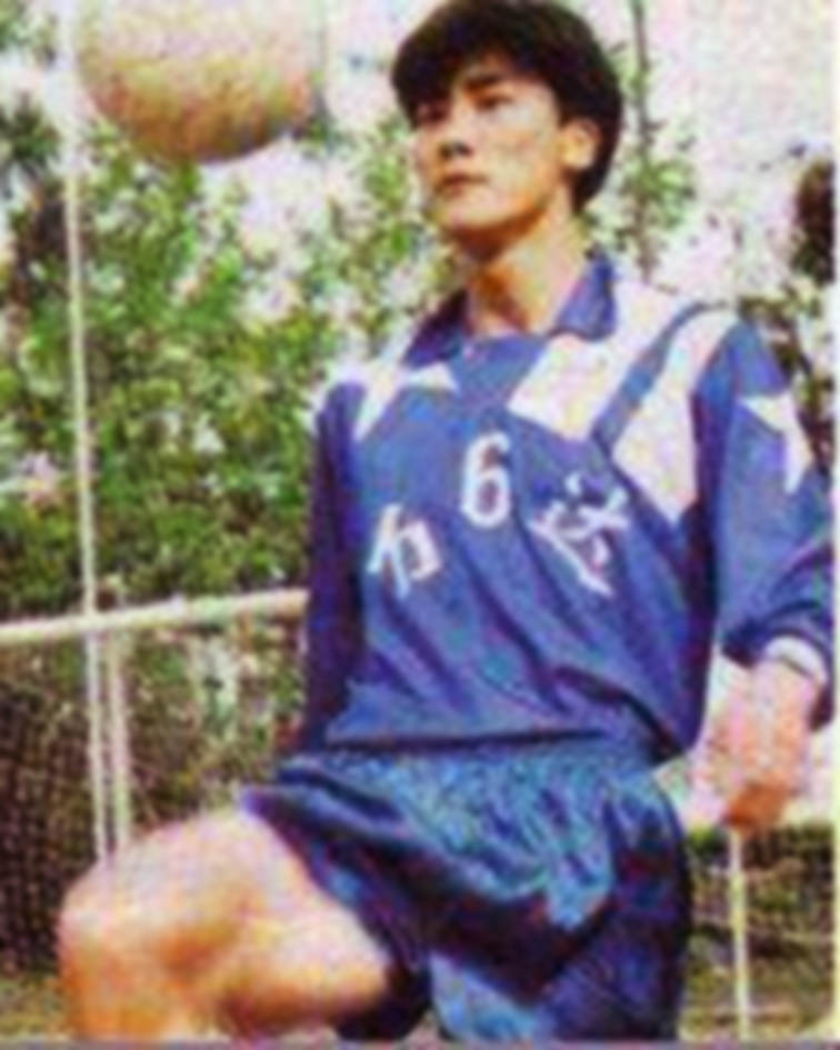 关于落选02年世界杯的"中国贝克汉姆"李明,你可能不知道的11件事