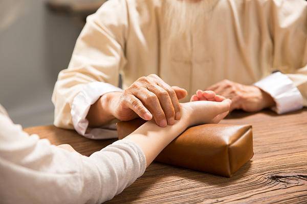 省中医院加强名医排班每周二顶级名医全天坐诊