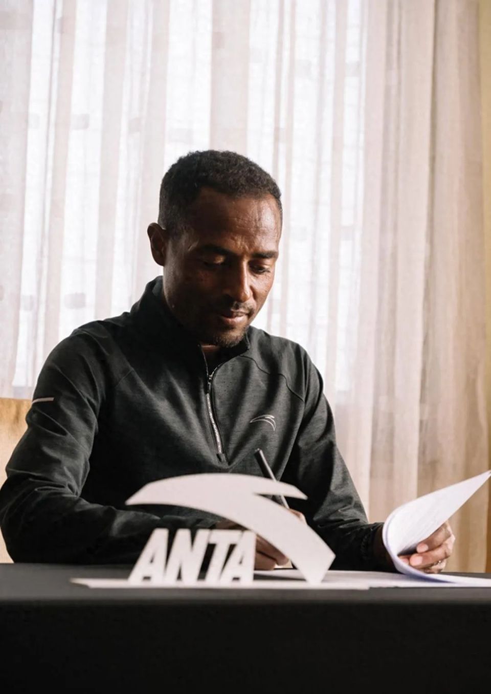 c202今年连续"开挂",背后是安踏在专业跑步上的觉醒