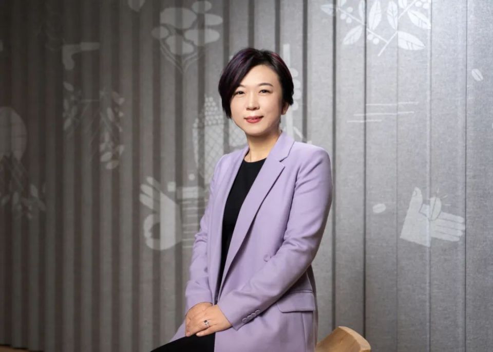刘文娟 Molly Liu，正式上任星巴克中国CEO_腾讯新闻