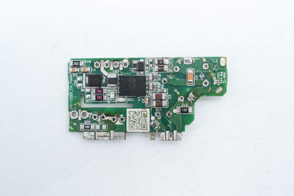 值不值得买?小米新款120w氮化镓小布丁充电器拆解