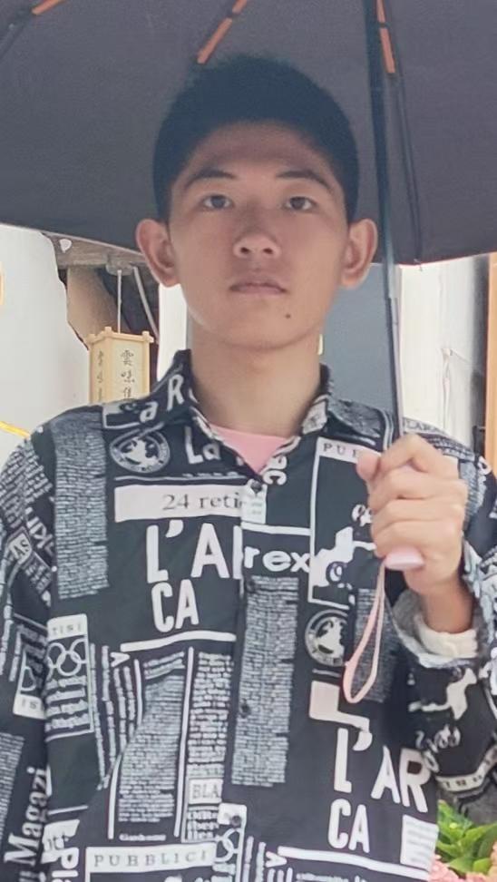 或已失去人身自由-父亲-18岁高中生到西双版纳后失联-他爱玩手机近期却没用流量 (失去身份是什么意思)