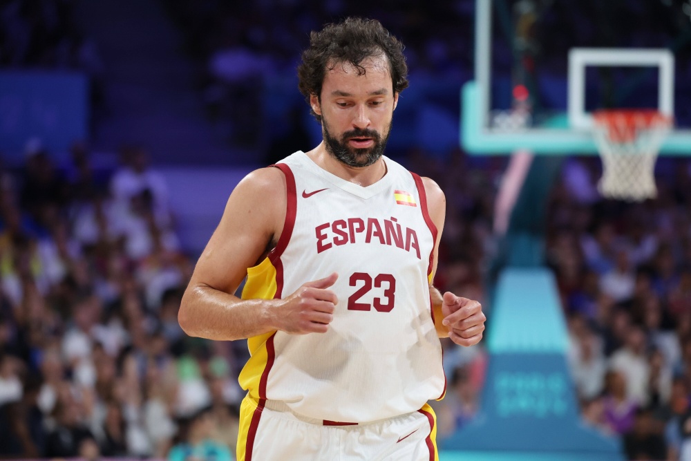 直播吧8月3日讯 奥运男篮小组赛,西班牙男篮以85-88惜败于加拿大男篮.