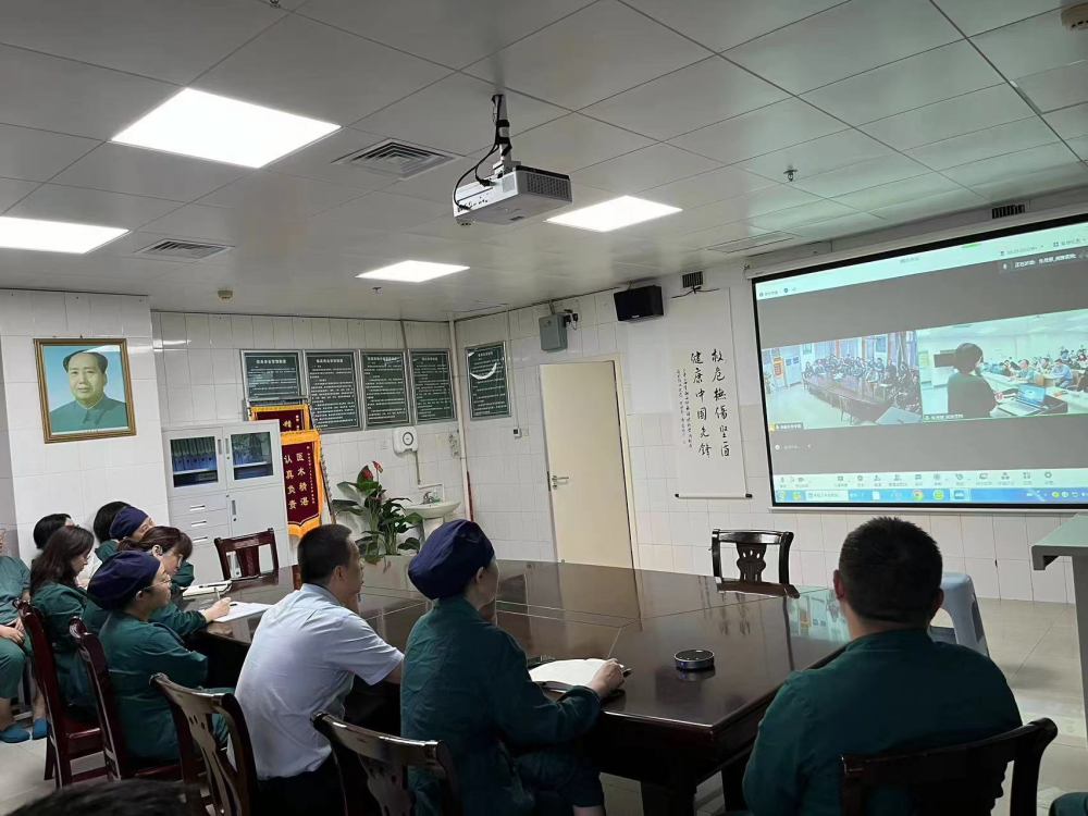 的推动下,中南大学湘雅医院与湖南医药学院总医院麻醉科进行了一场题