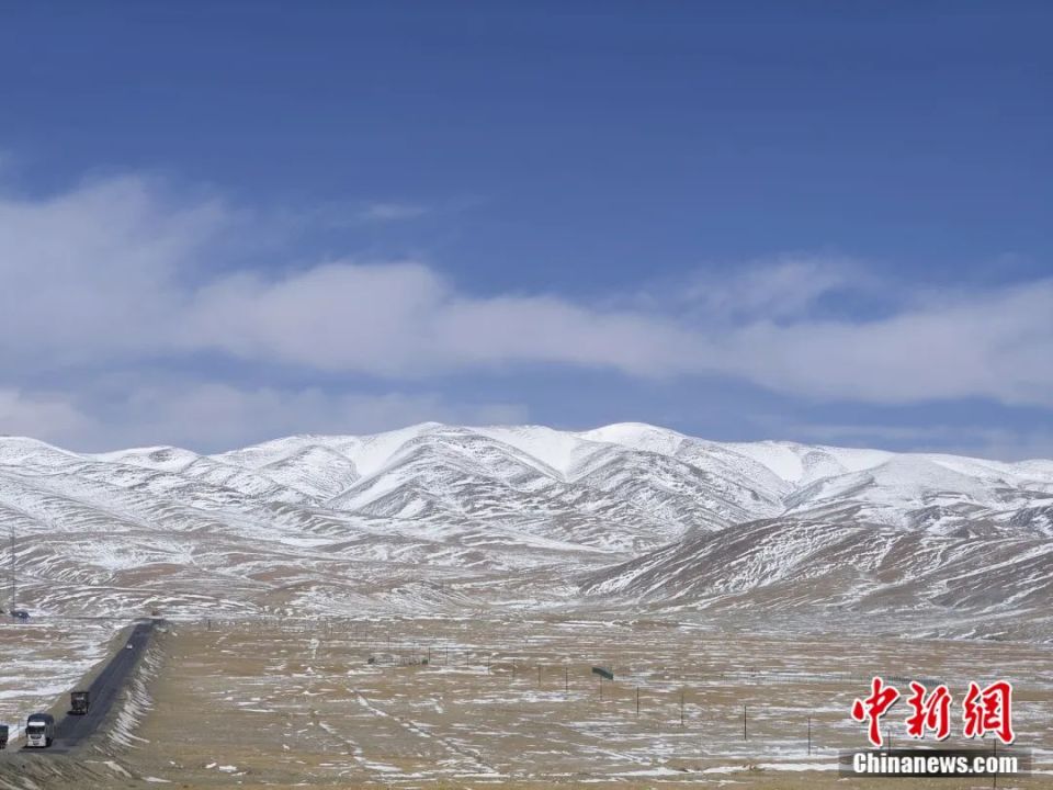 昆仑山雪景图片