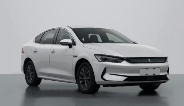 BYD tiếp tục có động thái mới, bổ sung thêm một thương hiệu xe hơi nữa vào thị trường ô tô Trung Quốc