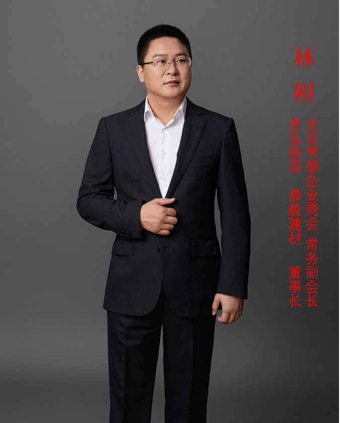 比亞迪海鷗和五菱繽果看著哪吒AYA在戶外V2L外放電，羨慕極了！