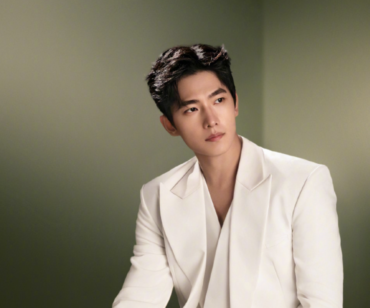 助理公开杨洋和乔欣恋情聊天记录,中间还牵扯到张天爱,网友凌乱了?