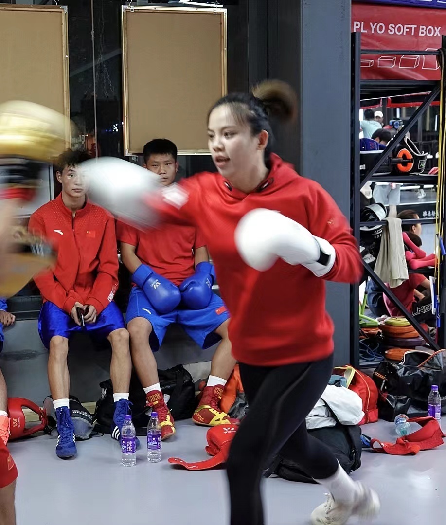 追光 | 从拳击"小白"到全国冠军,她的故事热辣滚烫!