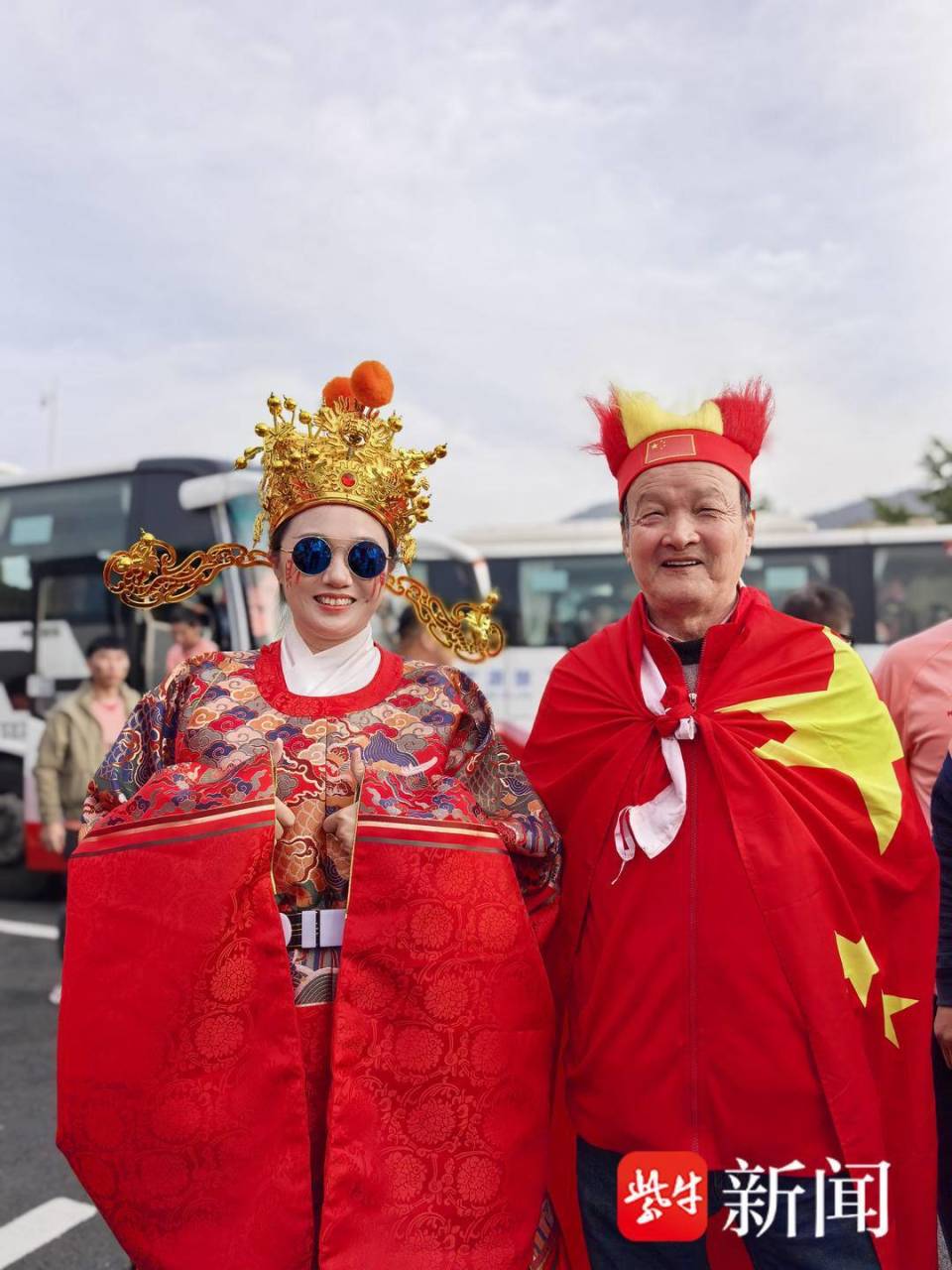 苏州“四大才子”球迷团：江苏十三画，个个美如画，我们是南京球迷，圣奥体，我们来啦